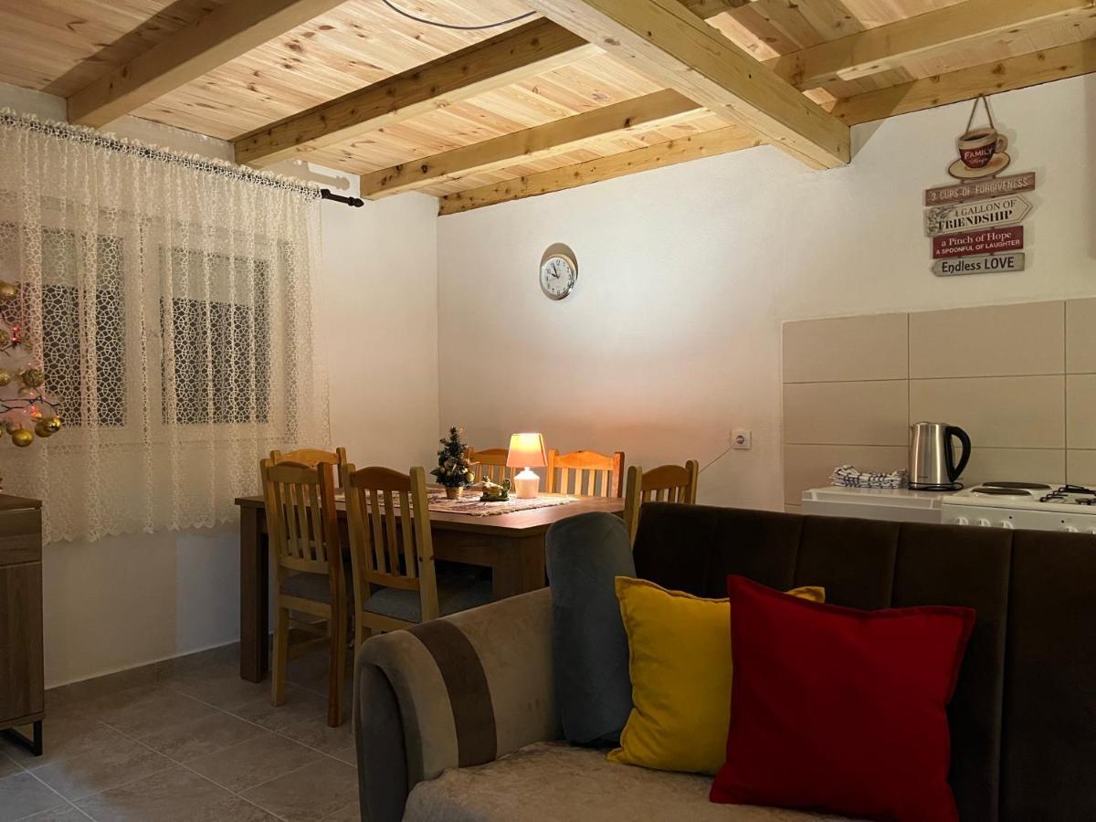 קולאסין Laf Guest House מראה חיצוני תמונה