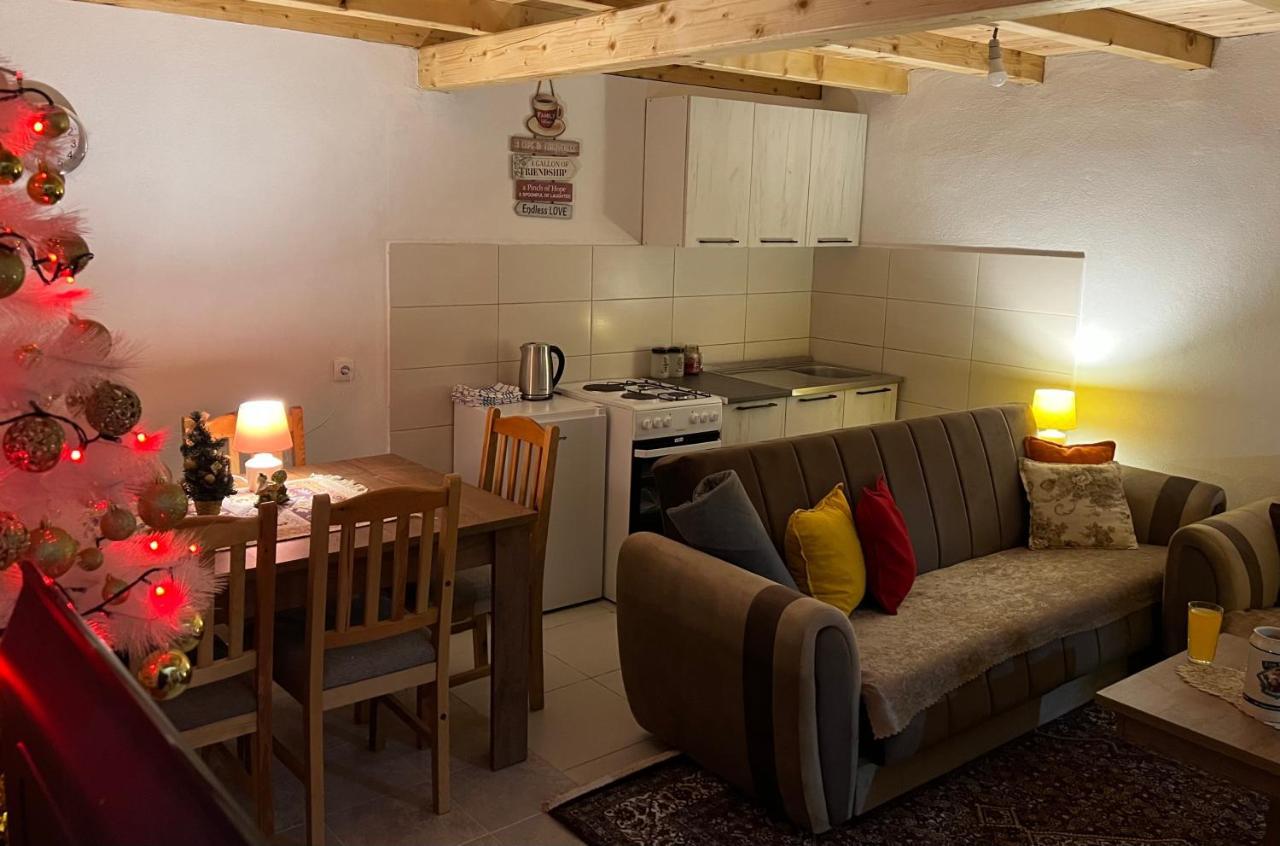 קולאסין Laf Guest House מראה חיצוני תמונה