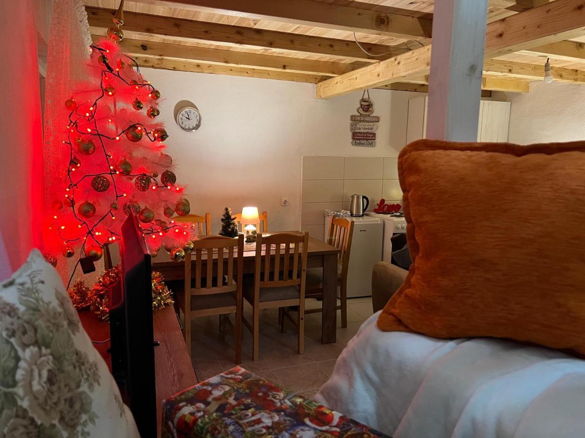 קולאסין Laf Guest House מראה חיצוני תמונה