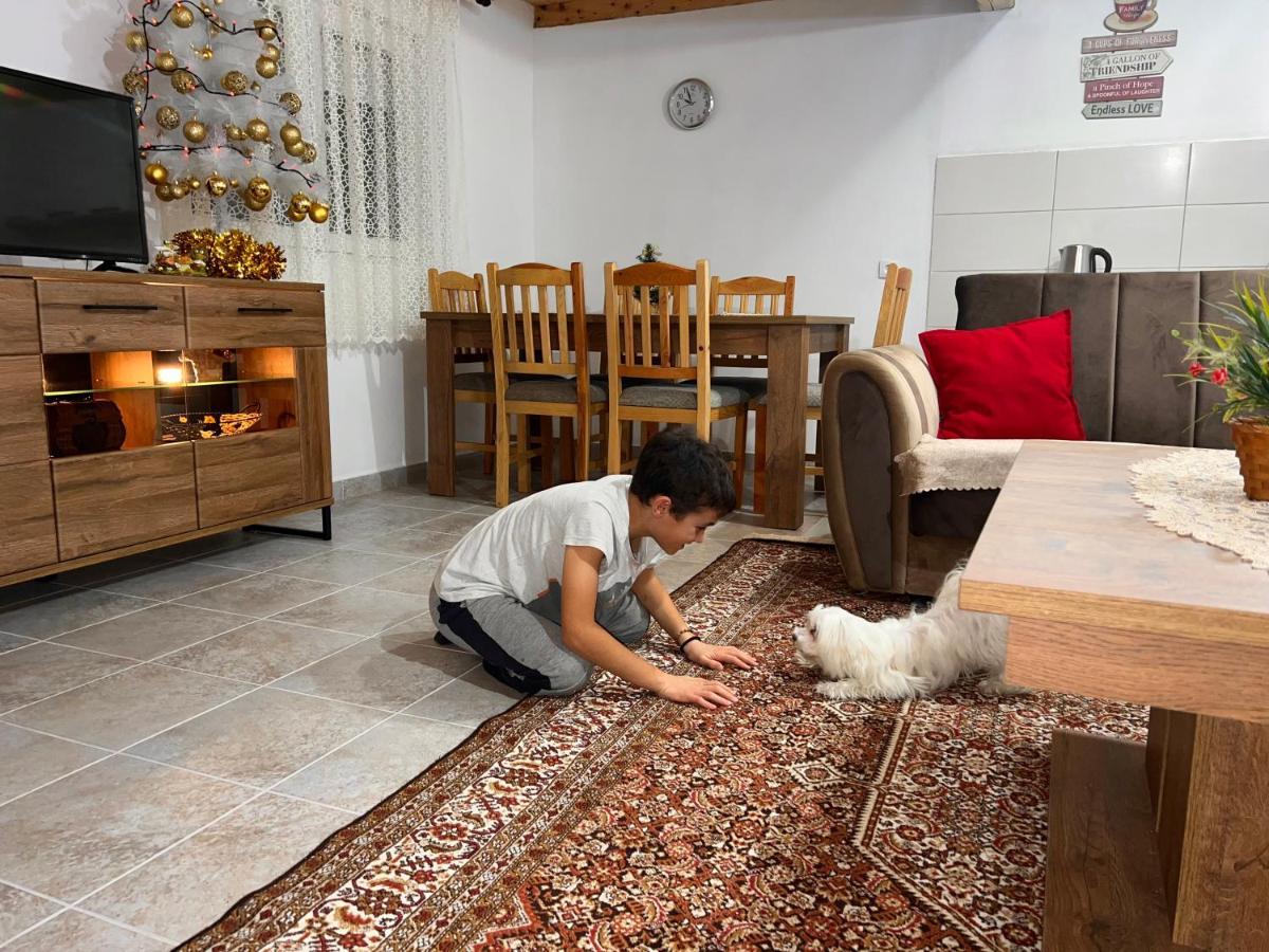 קולאסין Laf Guest House מראה חיצוני תמונה