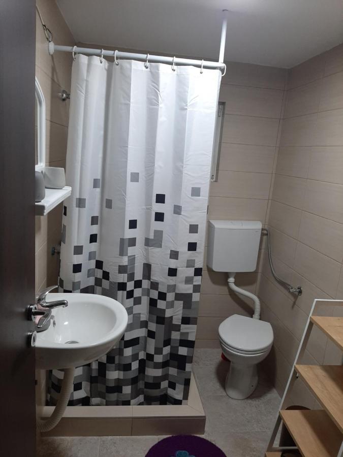קולאסין Laf Guest House מראה חיצוני תמונה